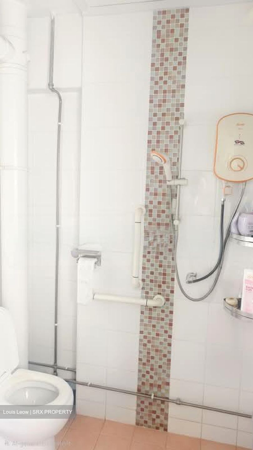 Blk 50 Teban Gardens Road (Jurong East), HDB Executive #561303791